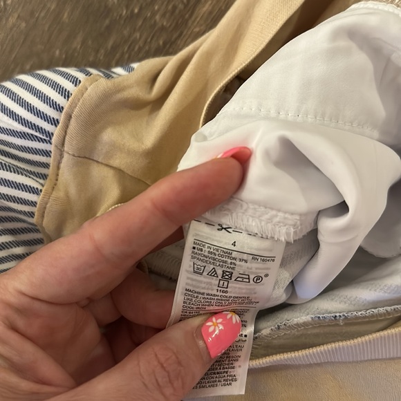 Old Navy Maternity Striped Pixie Pants, Size 4, NWOT - Picture 4 of 6